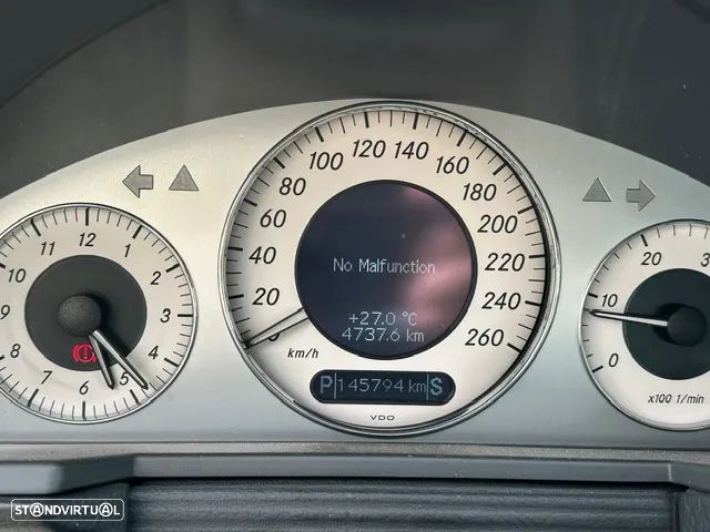 Mercedes-Benz E 270 - 23