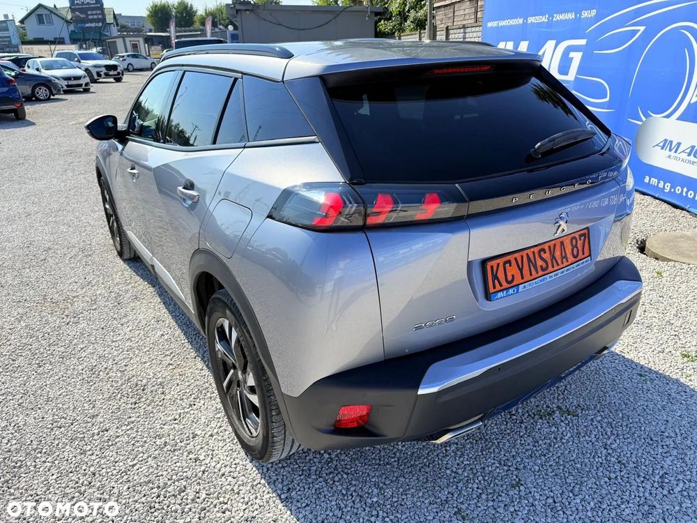 Peugeot 2008 1.2 PureTech Allure S&S EAT8 - 8