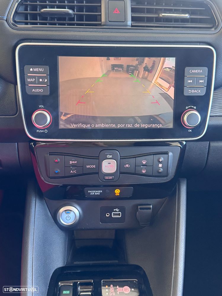 Nissan Leaf Acenta Access - 39