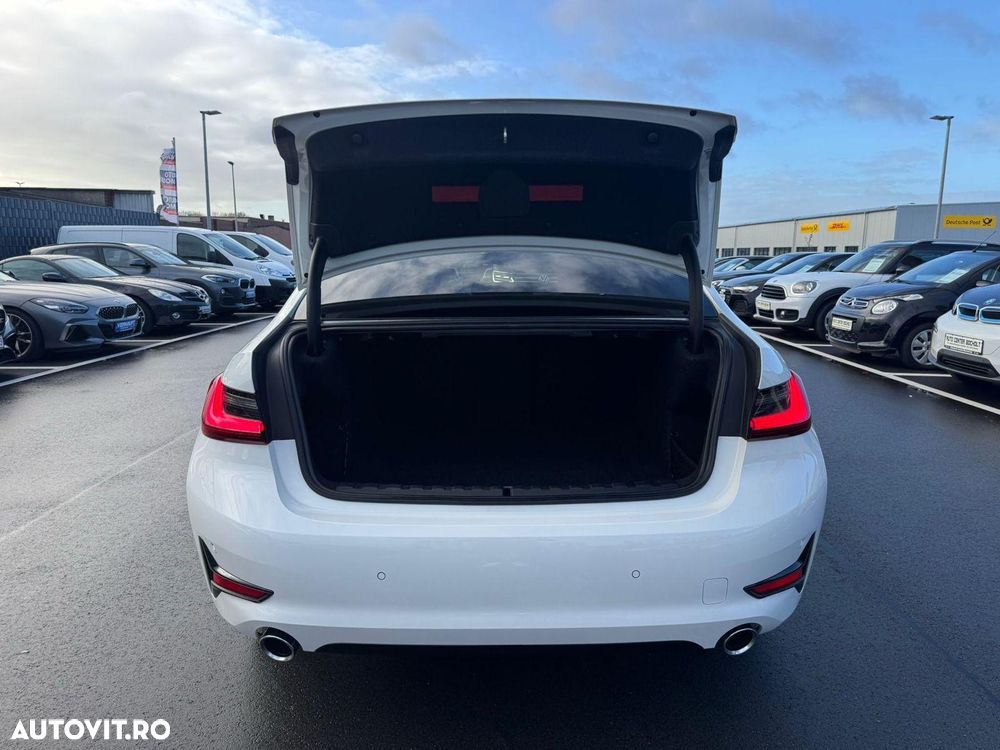 BMW Seria 3 320d xDrive Aut. Luxury Line - 18