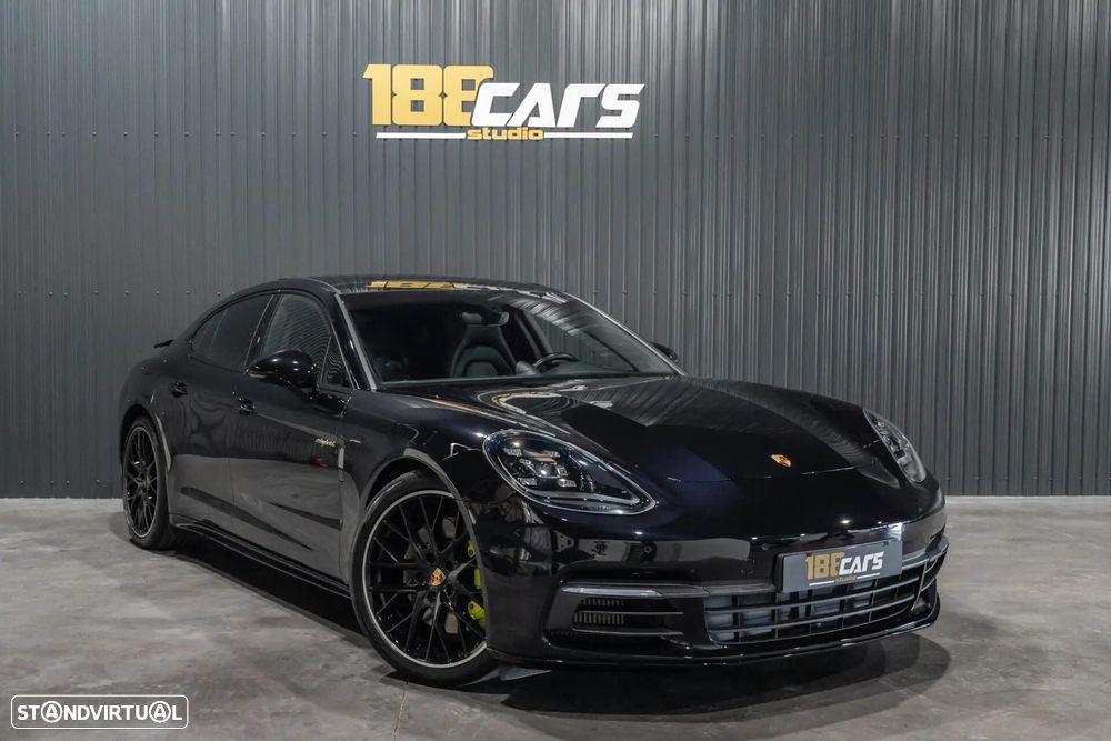 Porsche Panamera - 42