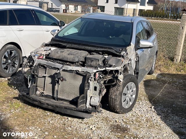 Toyota Auris 1.4 D-4D Comfort - 3