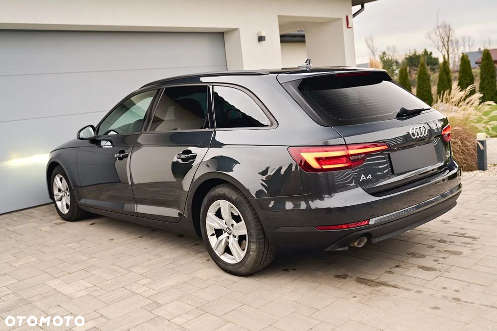 Audi A4 2.0 TDI Design S tronic - 9