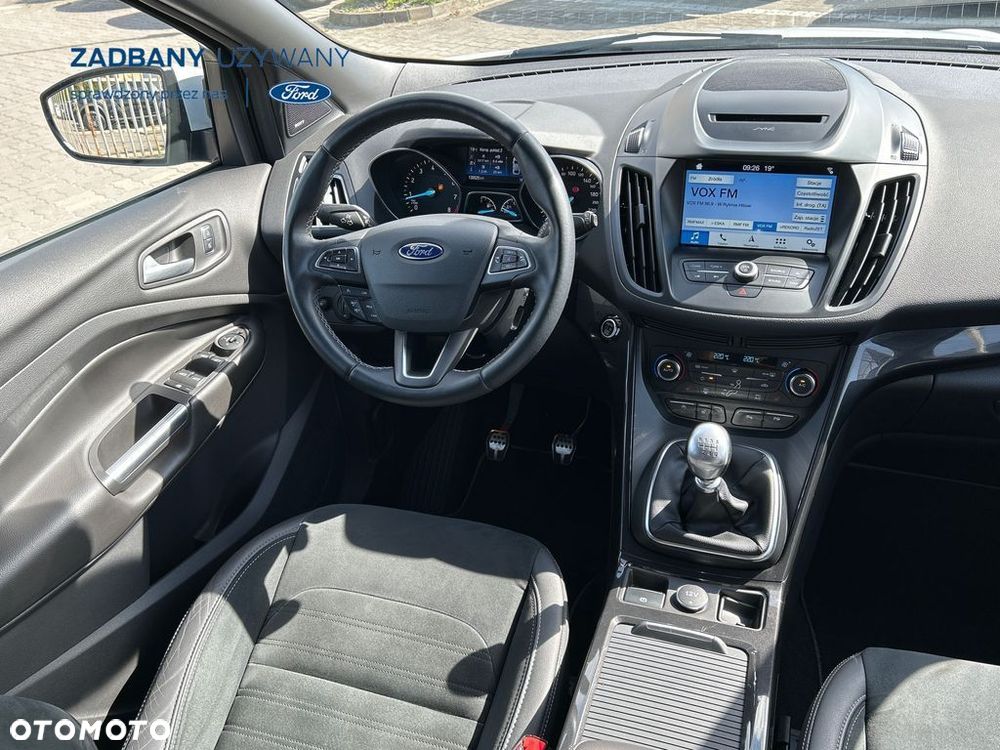 Ford Kuga 1.5 EcoBoost 2x4 ST-Line - 15