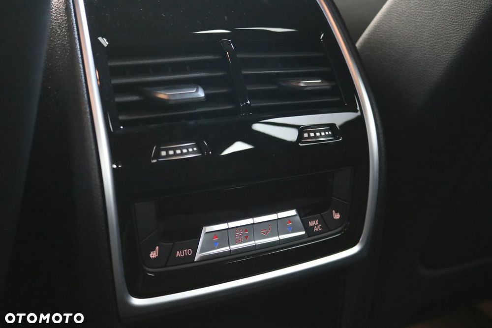 BMW X6M - 22