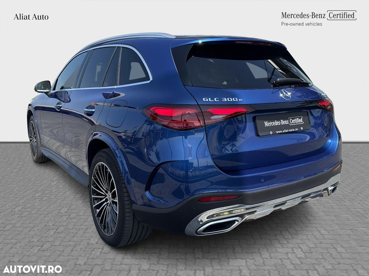 Mercedes-Benz GLC 300 e 4MATIC - 4