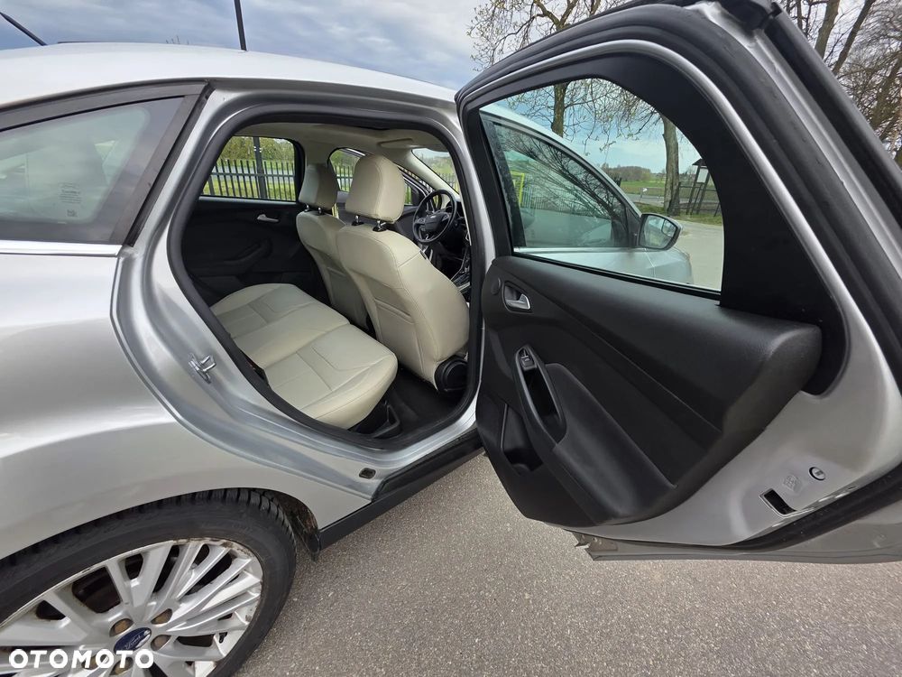 Ford Focus - 14