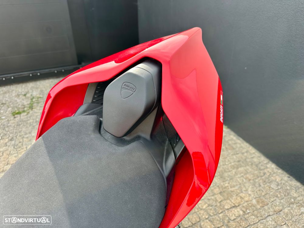 Ducati Panigale V4 S - 12