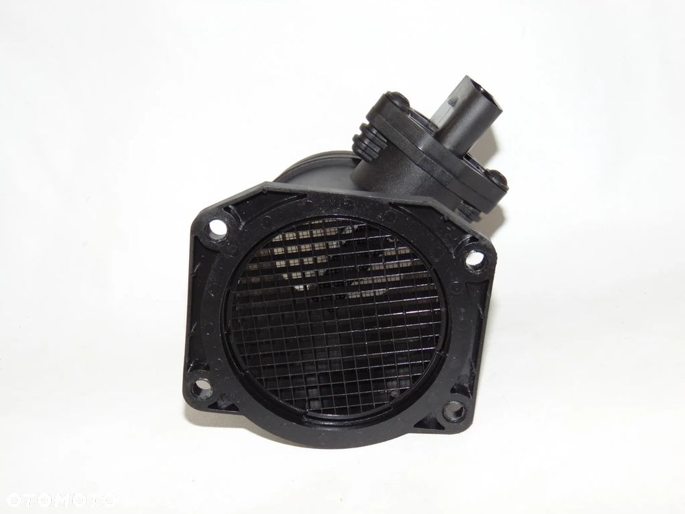 Przepływomierz Audi A4 B5 A6 C5 VW Passat 1.8 - 4