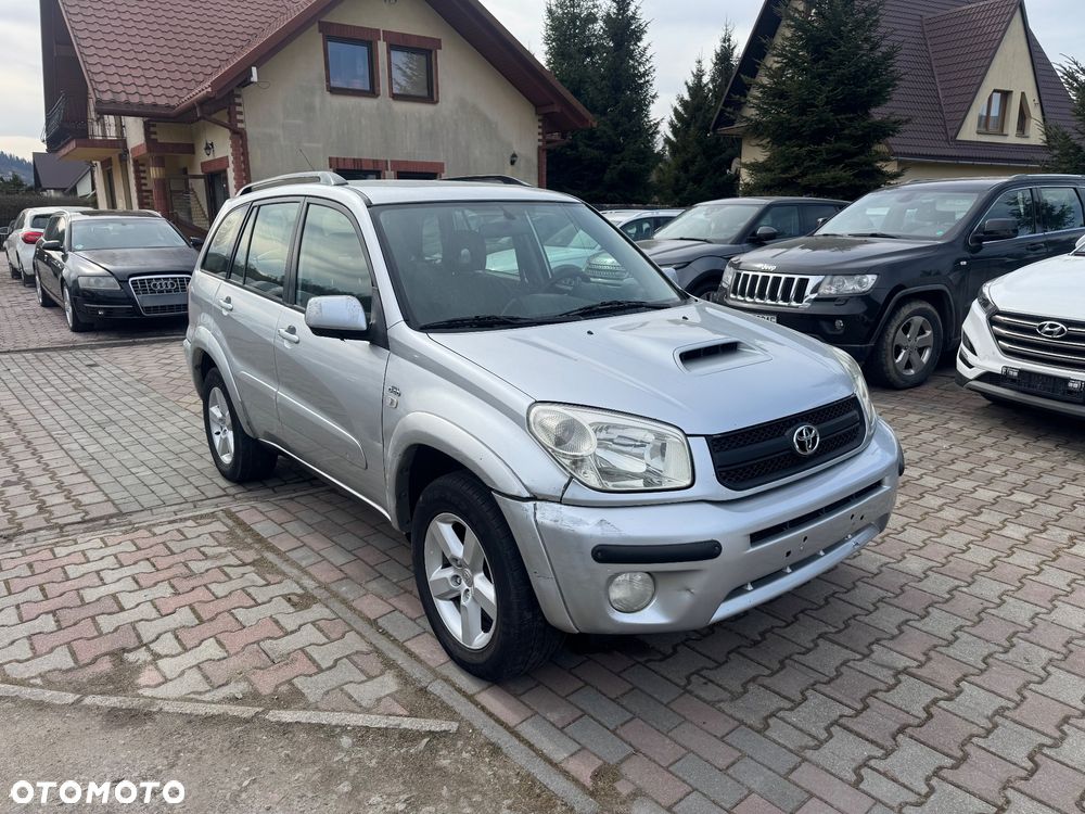 Toyota RAV4 D-4D 4x4 - 3