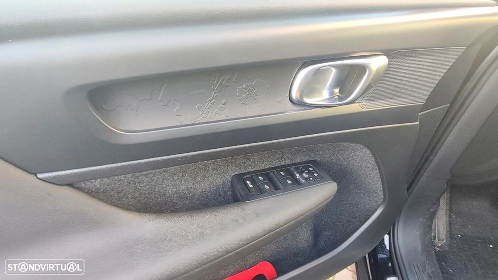 Volvo XC 40 Recharge 69 kWh Single Motor Plus - 23