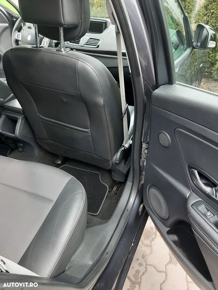 Renault Megane ENERGY dCi 130 Start & Stop Bose Edition - 30