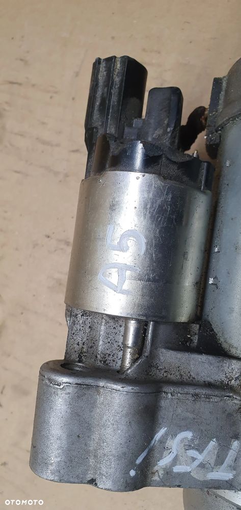 Rozrusznik starter silnika Audi A5 A4 B8 1.8 TFSI 06H911024B - 8