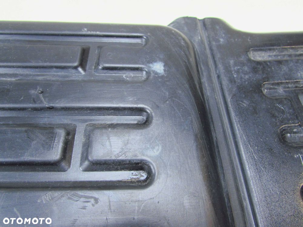MITSUBISHI CANTER FUSO 7C15 09-15 NADKOLE OSLONA DOLNA KABINY MK627963 MK627954 - 6