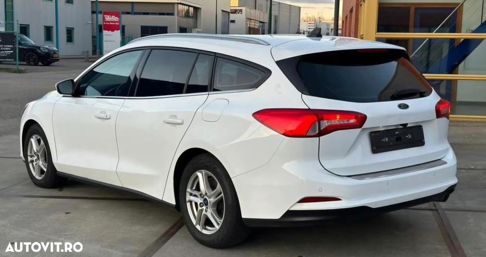 Ford Focus 1.5 EcoBlue Start-Stopp-System Aut. ACTIVE DESIGN - 2