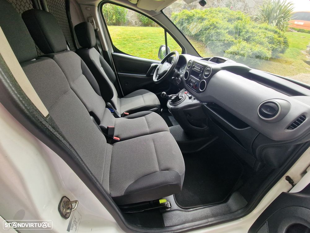 Peugeot PARTNER 1.6 HDI 100CV NACIONAL C/NOVA - 10