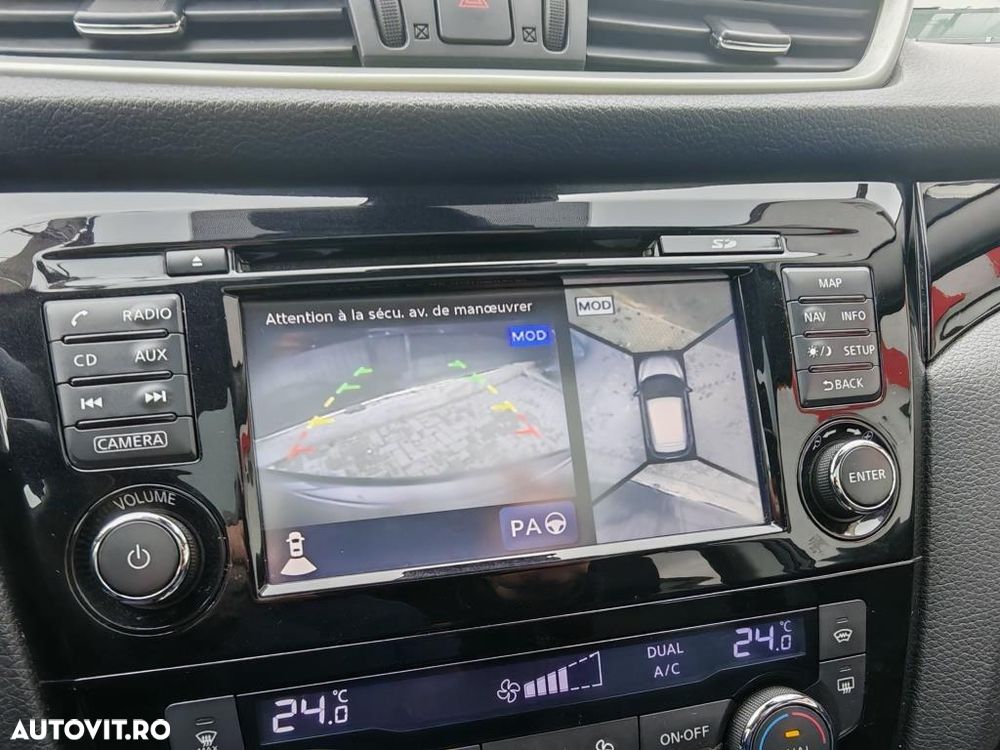 Nissan Qashqai 1.6 DCI Xtronic TEKNA+ - 16