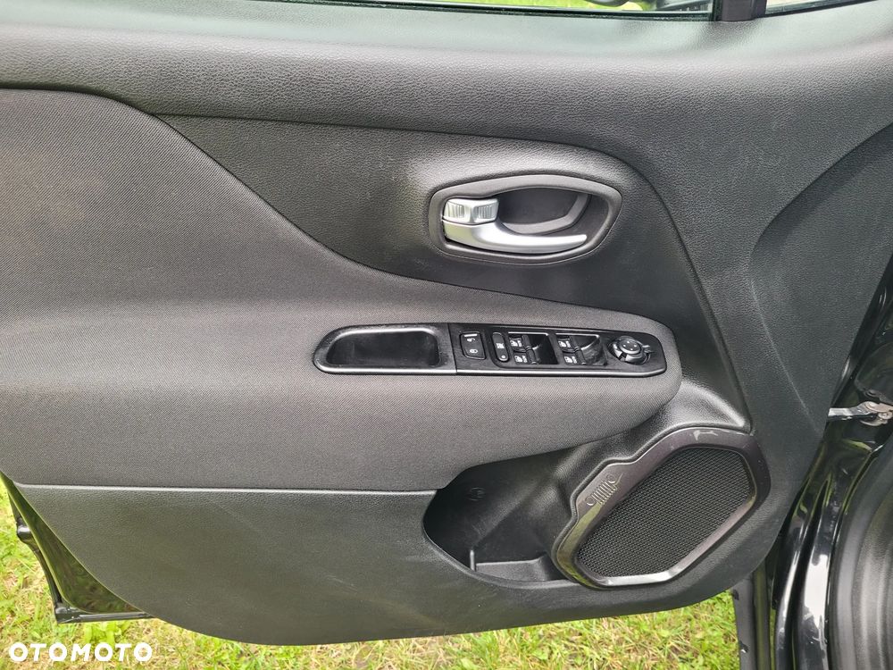 Jeep Renegade - 22