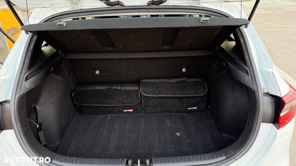 Kia Ceed 1.4 T-GDI Best - 26