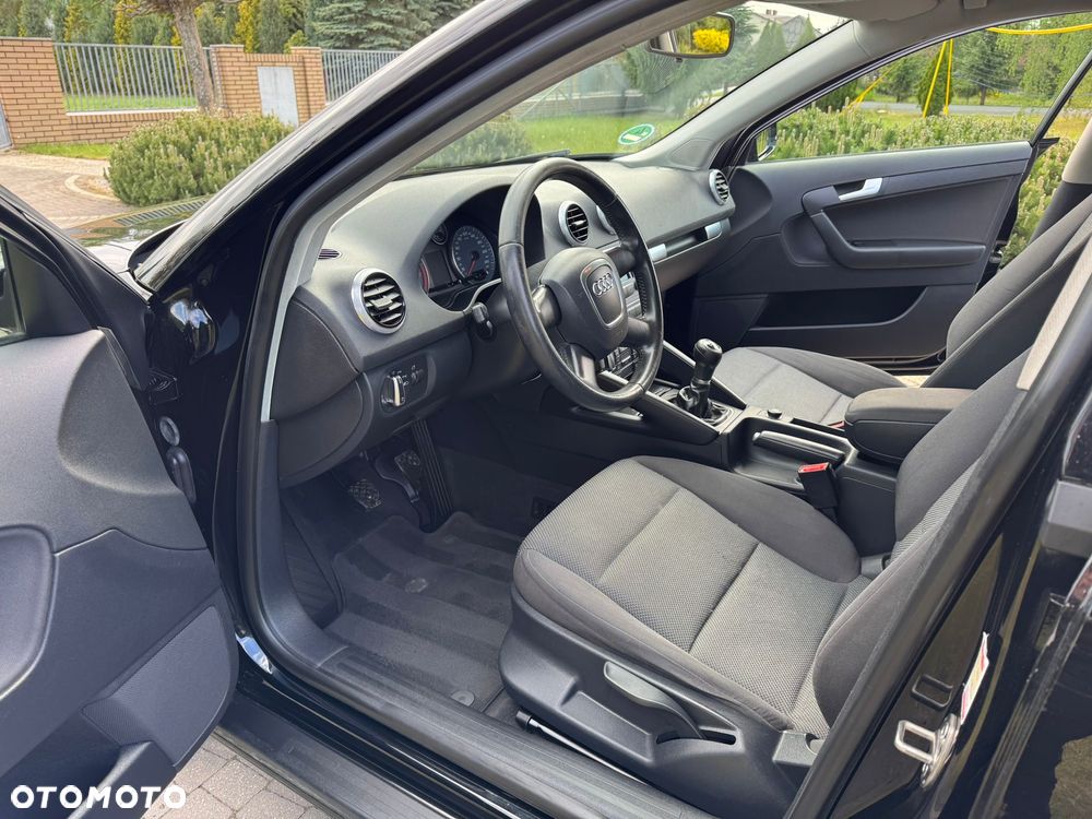 Audi A3 Sportback 1.4 TFSI Ambition - 11