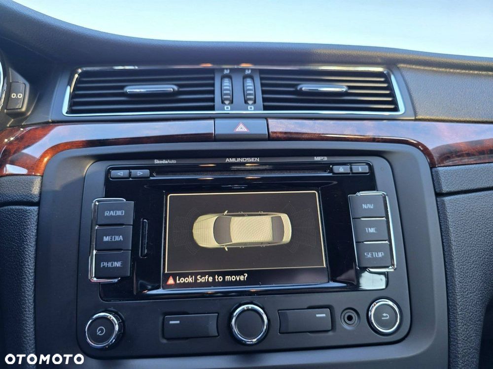 Skoda Superb 1.8 TSI DSG Elegance - 20