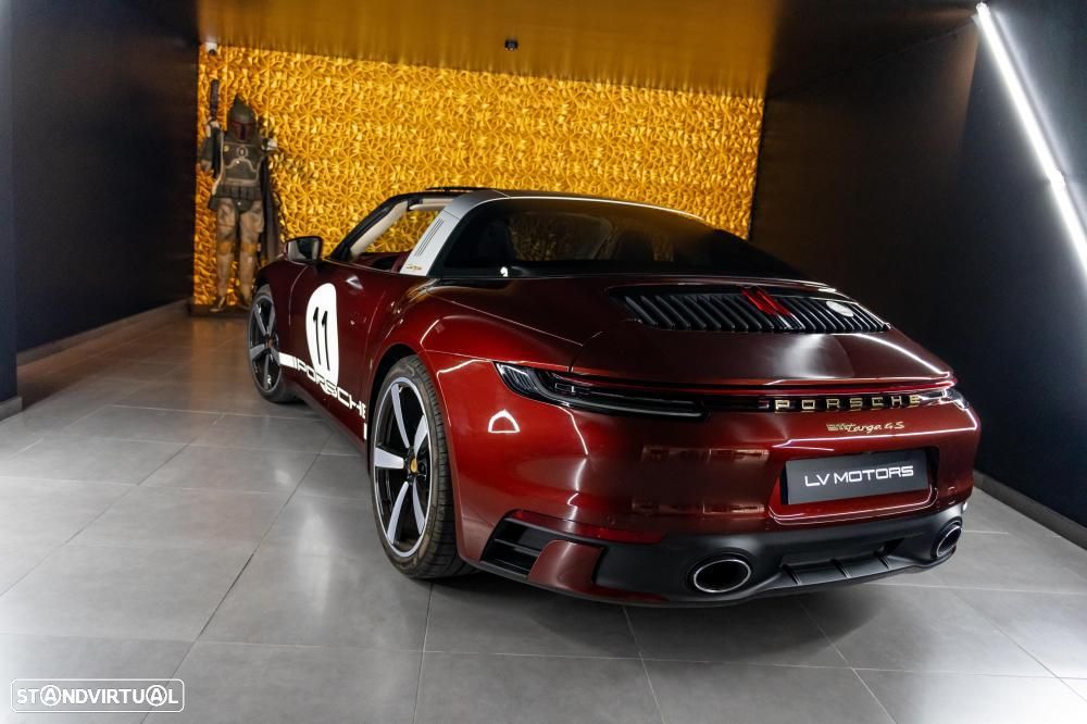 Porsche 911 (992) Targa 4S Heritage Design - 52