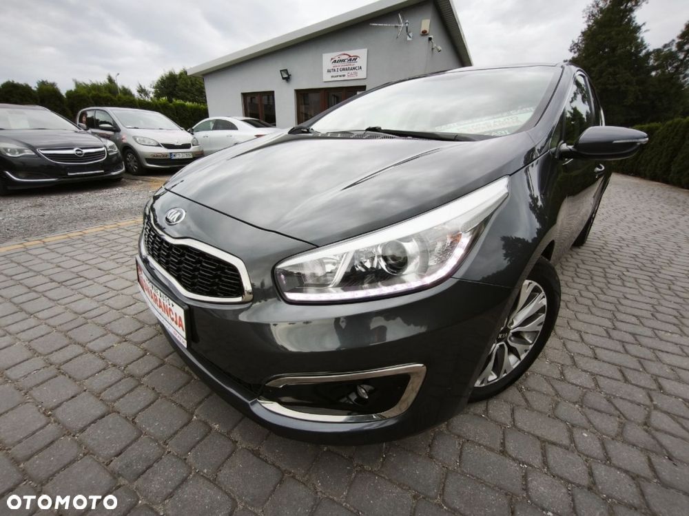 Kia Ceed - 18