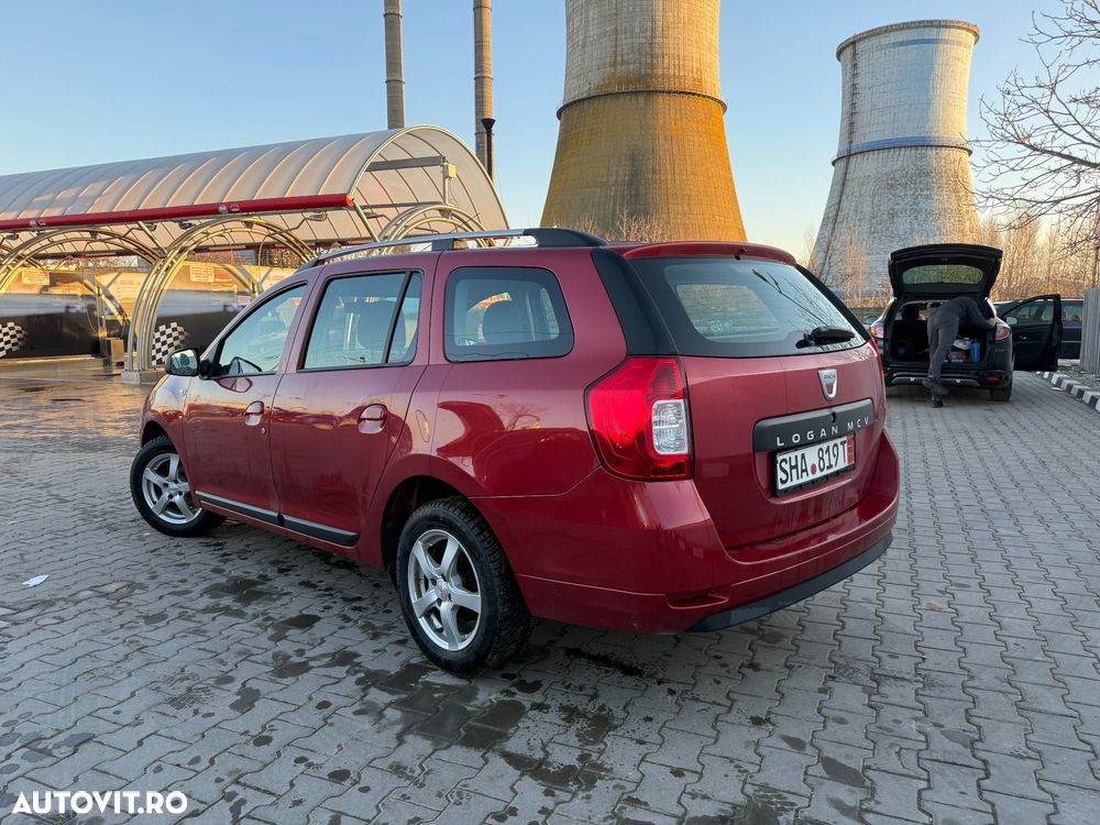 Dacia Logan 0.9 90CP Laureate - 5