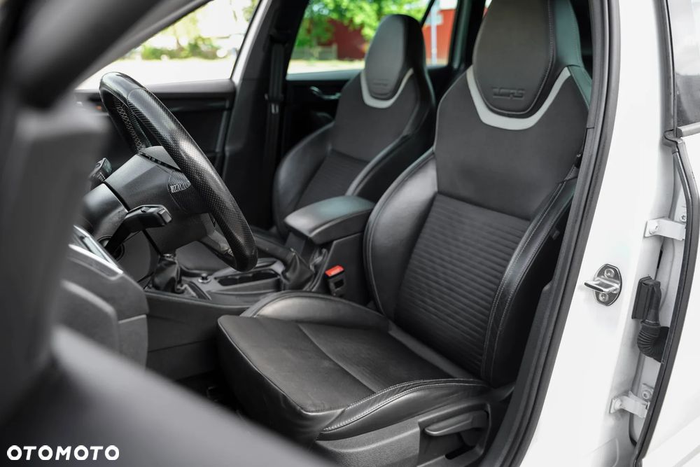 Skoda Octavia 2.0 TDI RS - 16