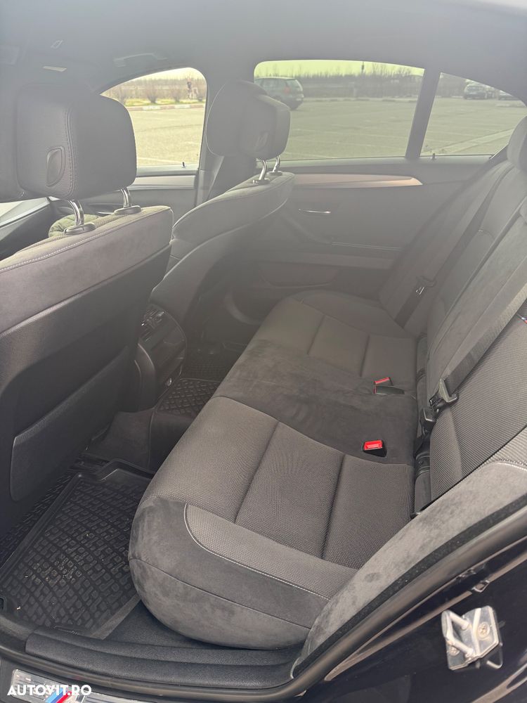 BMW Seria 5 525d Aut. - 9