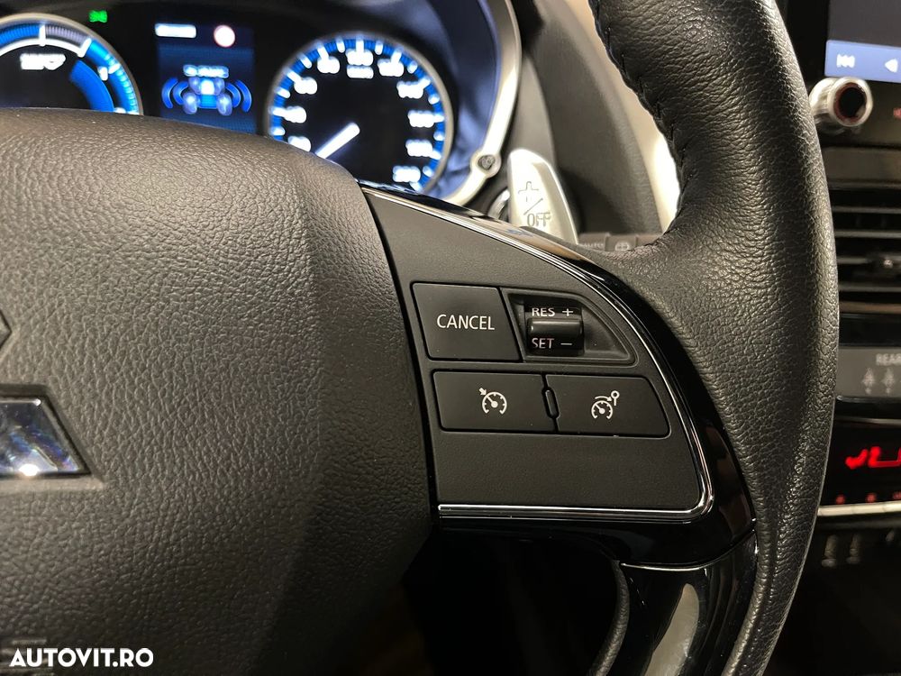 Mitsubishi Eclipse-Cross 4WD Plus - 19