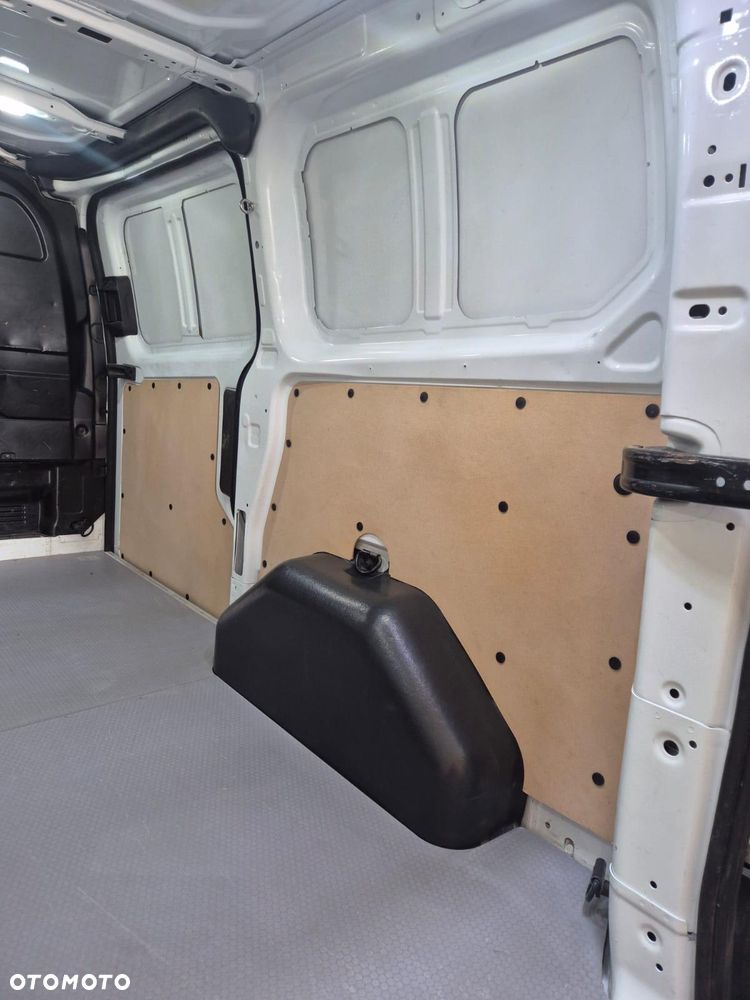 Ford Transit Custom - 18