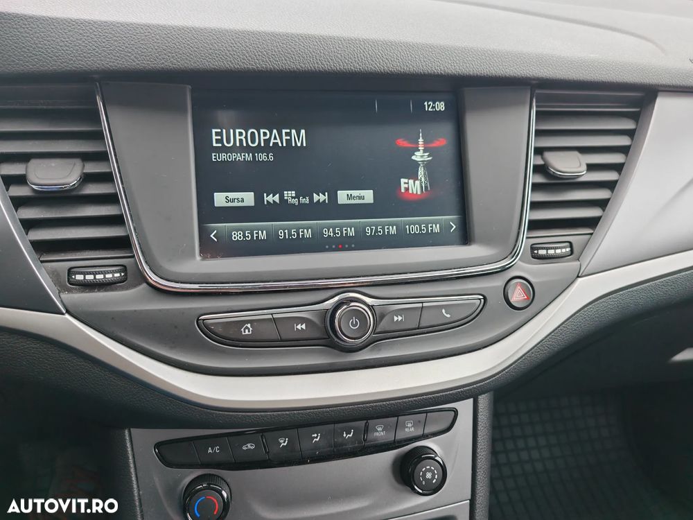 Opel Astra 1.2 Turbo - 15