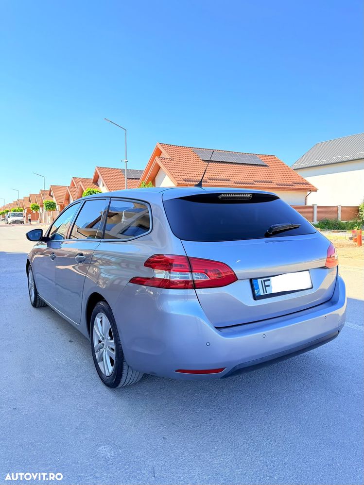 Peugeot 308 BlueHDi 130 EAT8 Stop & Start Active - 4