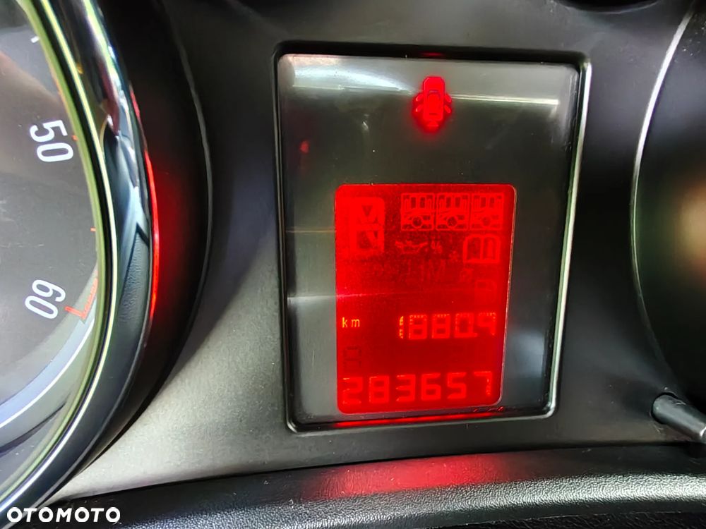 Opel Astra 1.7 CDTI - 17