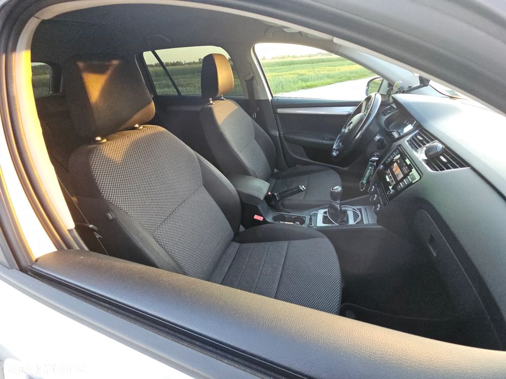 Skoda Octavia 2.0 TDI Ambition - 8