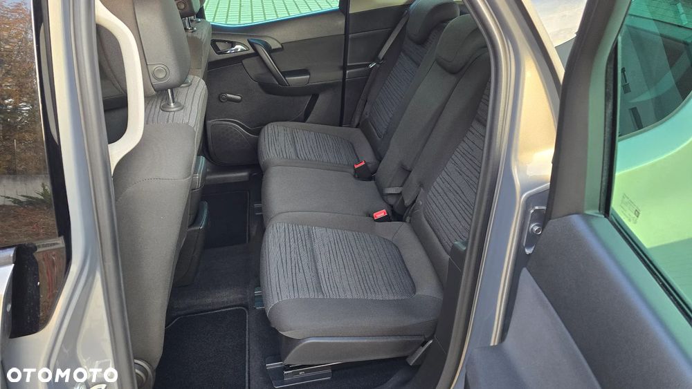 Opel Meriva - 26