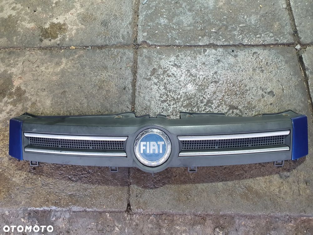 FIAT PANDA II LIFT GRILL ATRAPA ZDERZAKA 735353899 - 1