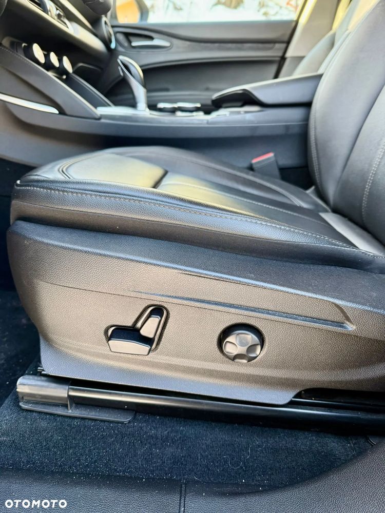 Alfa Romeo Stelvio 2.0 Turbo Super Q4 - 15