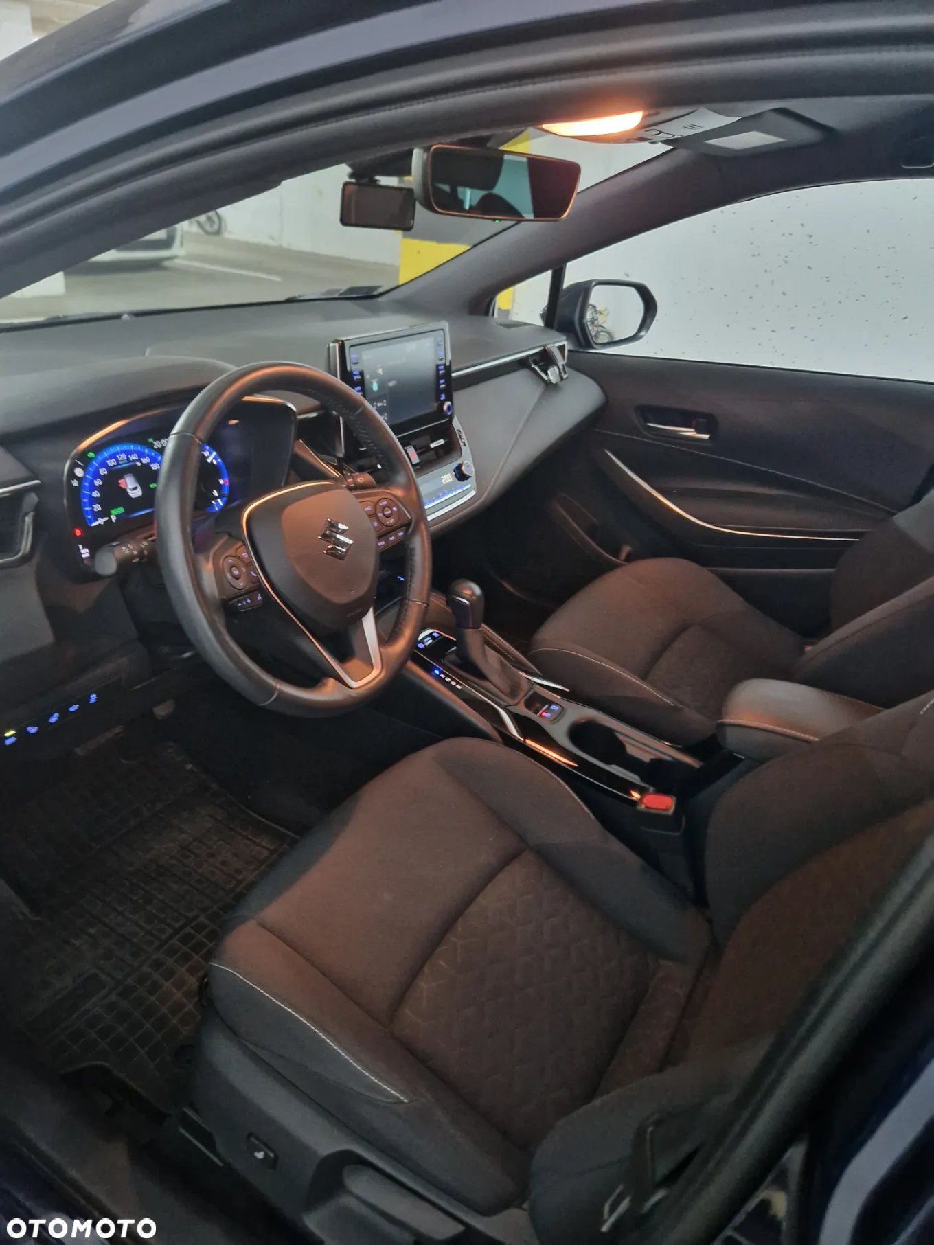 Suzuki Swace 1.8 Hybrid Elegance CVT - 11