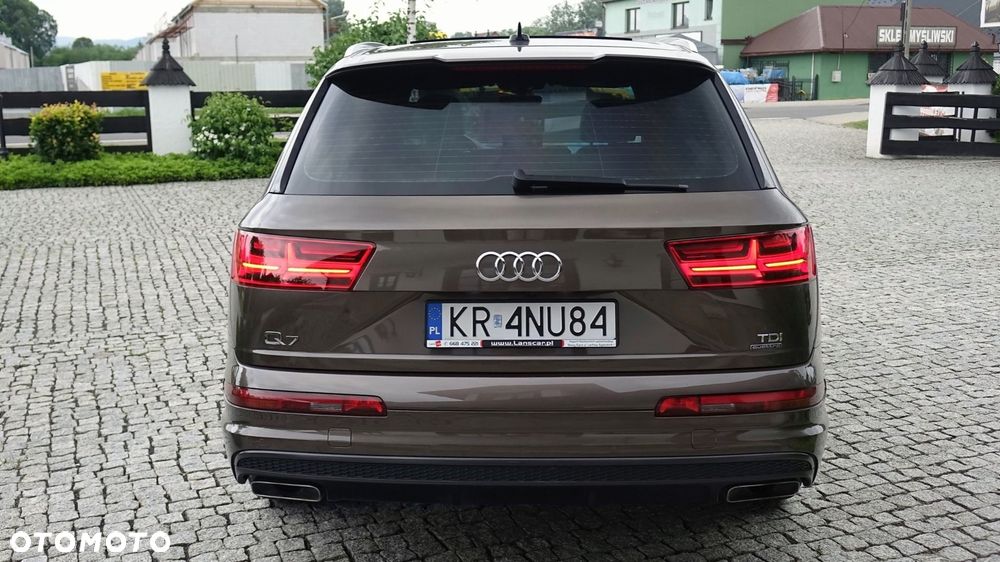 Audi Q7 - 13