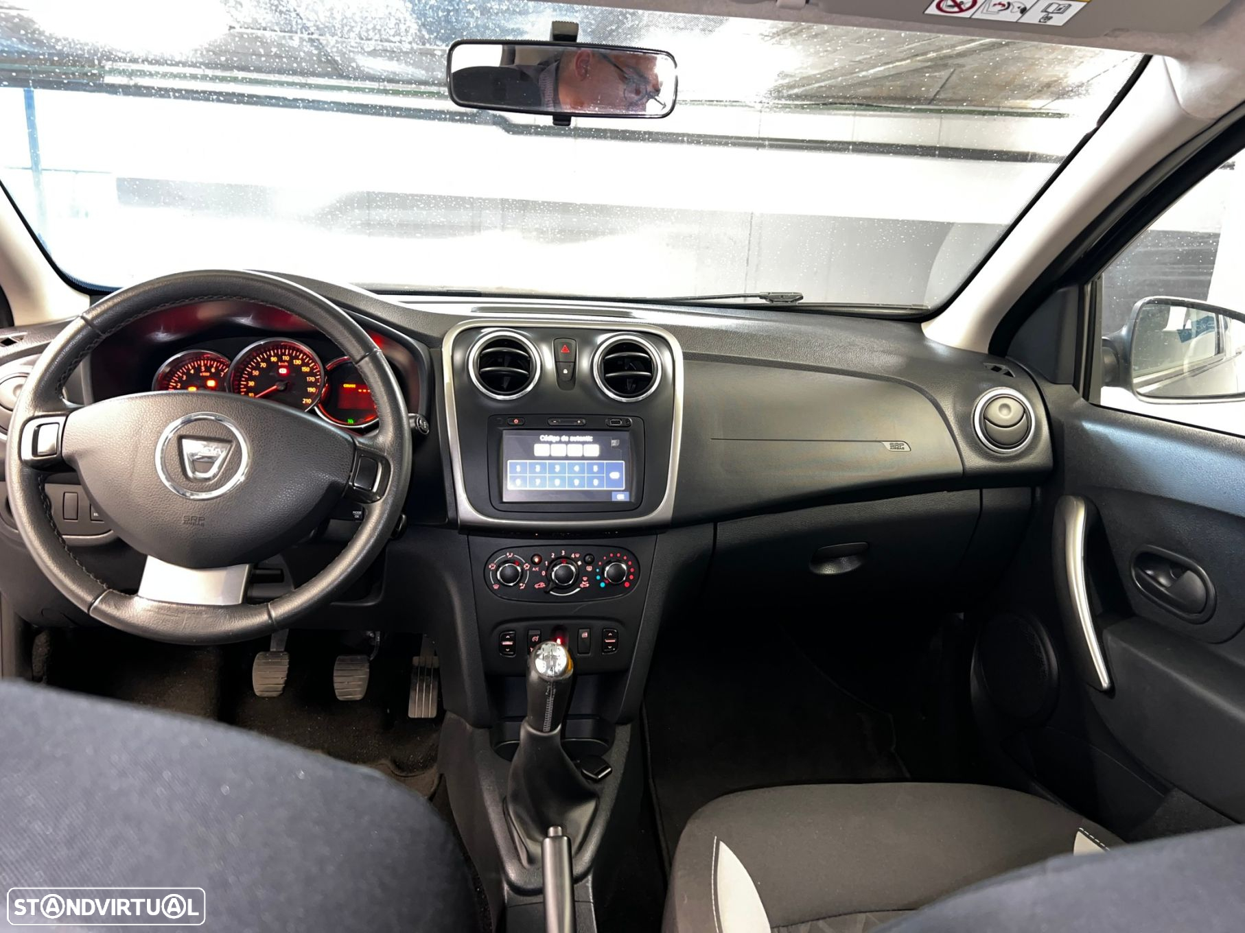 Dacia Sandero 1.5 dCi Comfort - 9