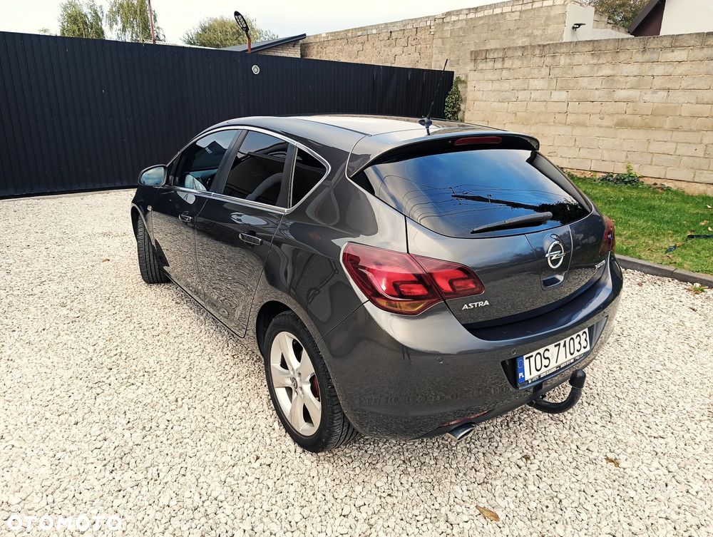 Opel Astra IV 1.4 T Sport - 3