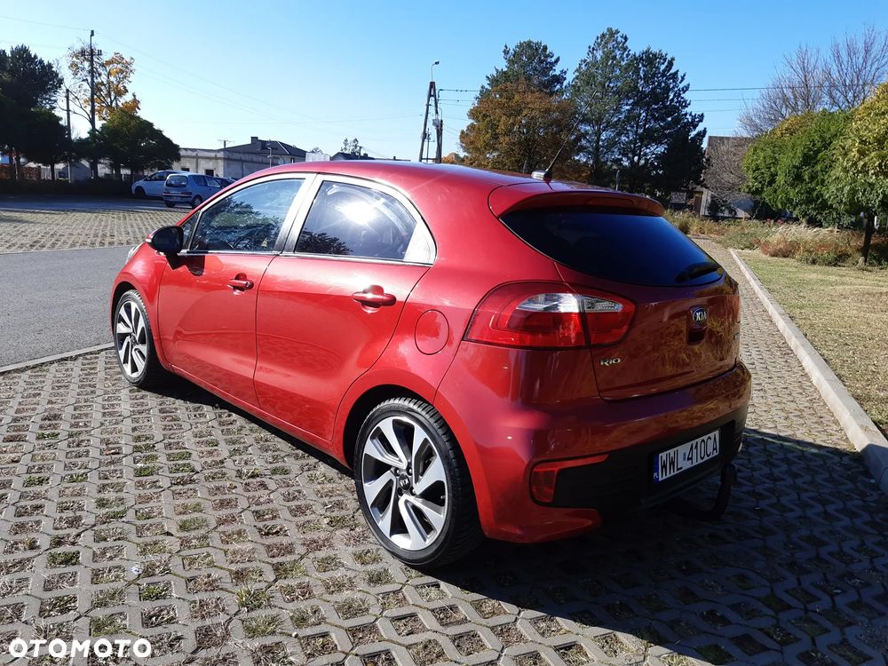 Kia Rio - 7
