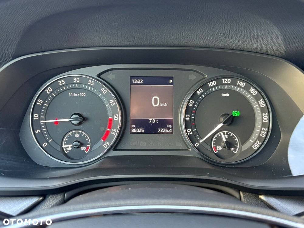 Skoda Octavia 2.0 TDI Ambition DSG - 8