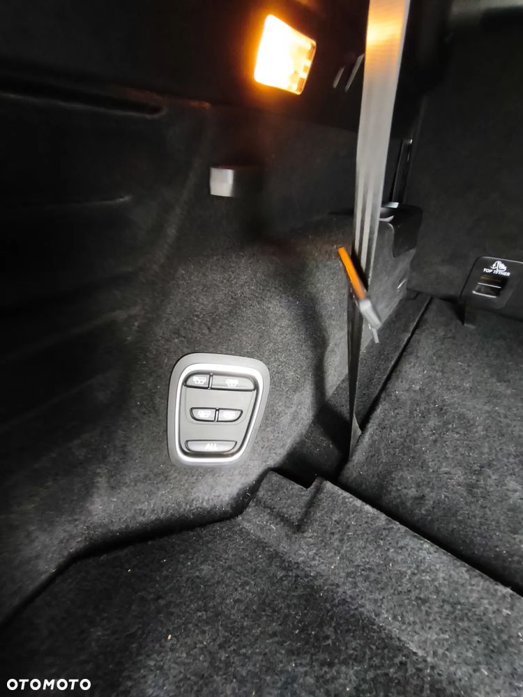 Renault Grand Scenic - 12