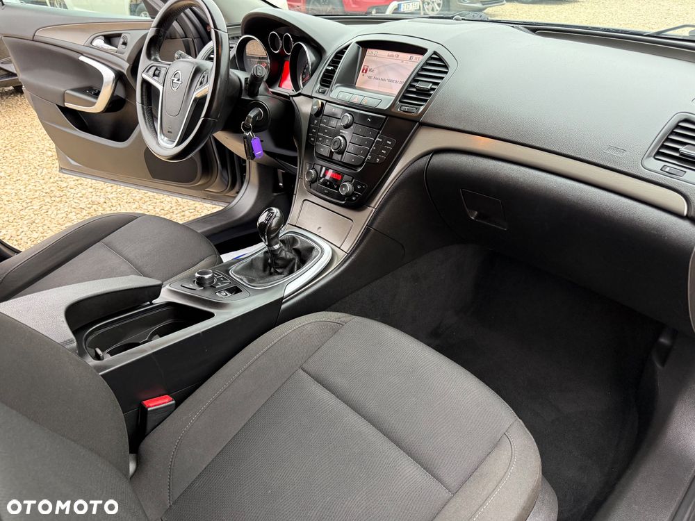 Opel Insignia 1.6 Turbo Edition - 15