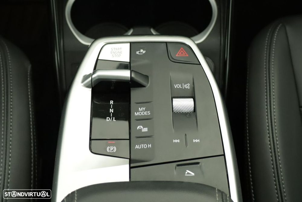 BMW X1 xDrive25e - 12