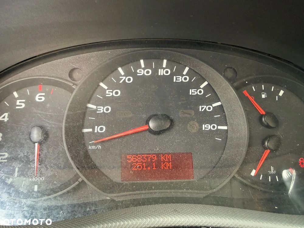 Nissan Nv400 - 8