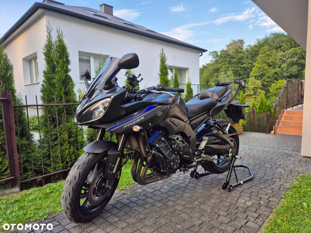 Yamaha FZ8 - 1